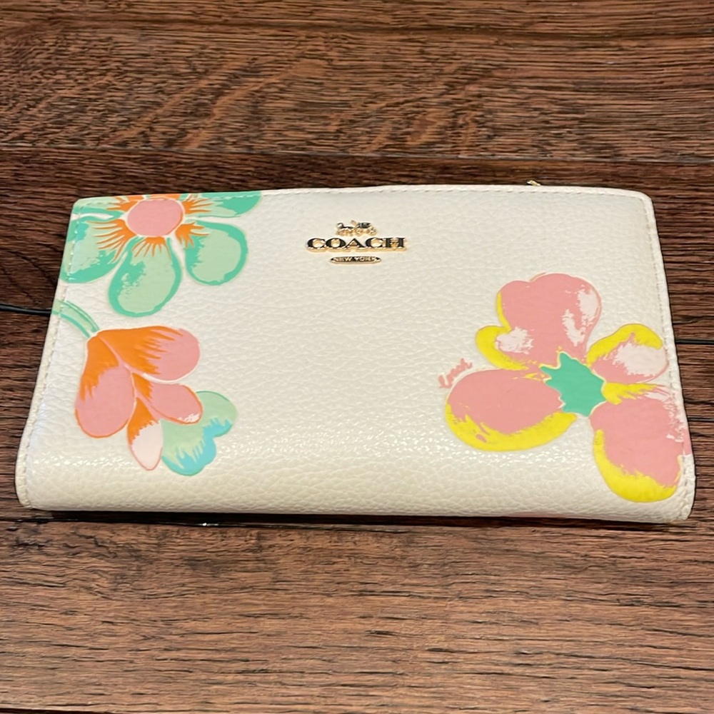 NWT Coach Wallet
